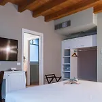 Le Greghe 4* לאזיסה