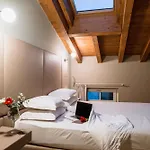 Le Greghe לאזיסה