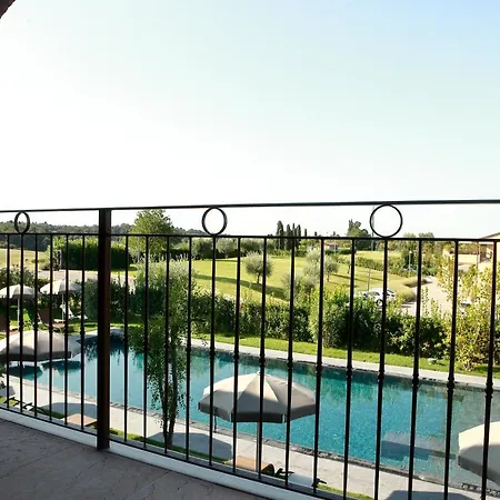 Le Greghe 3* لاتيزي
