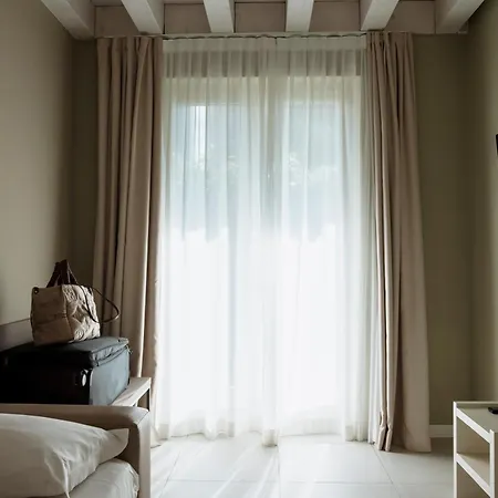 ゲストハウス Le Greghe ラツィーゼ