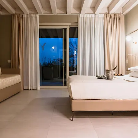 Konukevi Le Greghe 4*